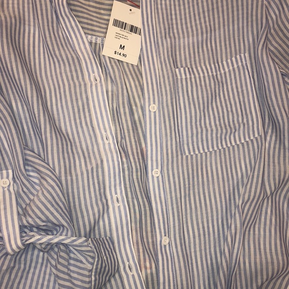 button down top - Picture 3 of 3